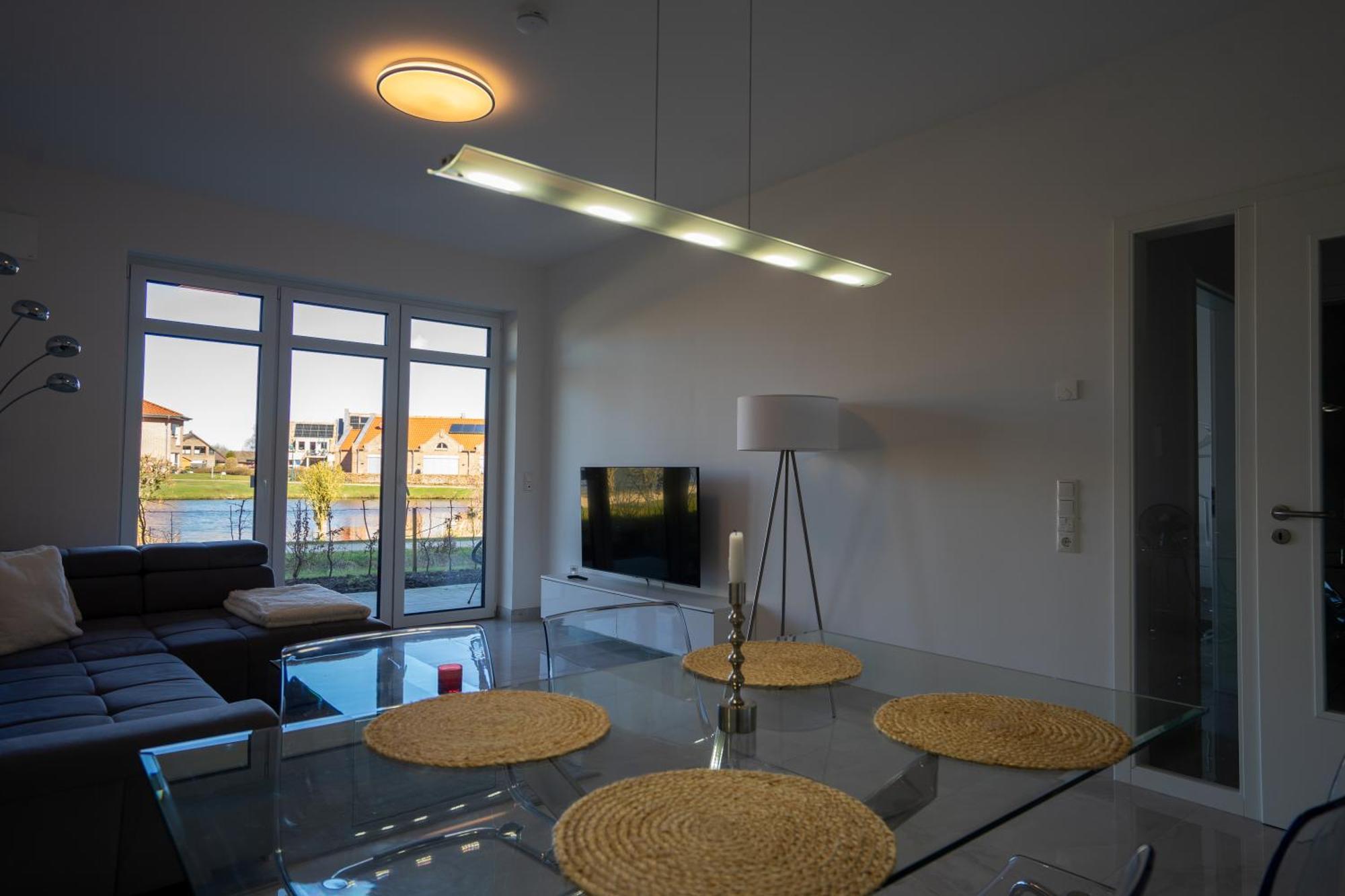 Tomkes Ferienwohnung Am See Rhauderfehn المظهر الخارجي الصورة